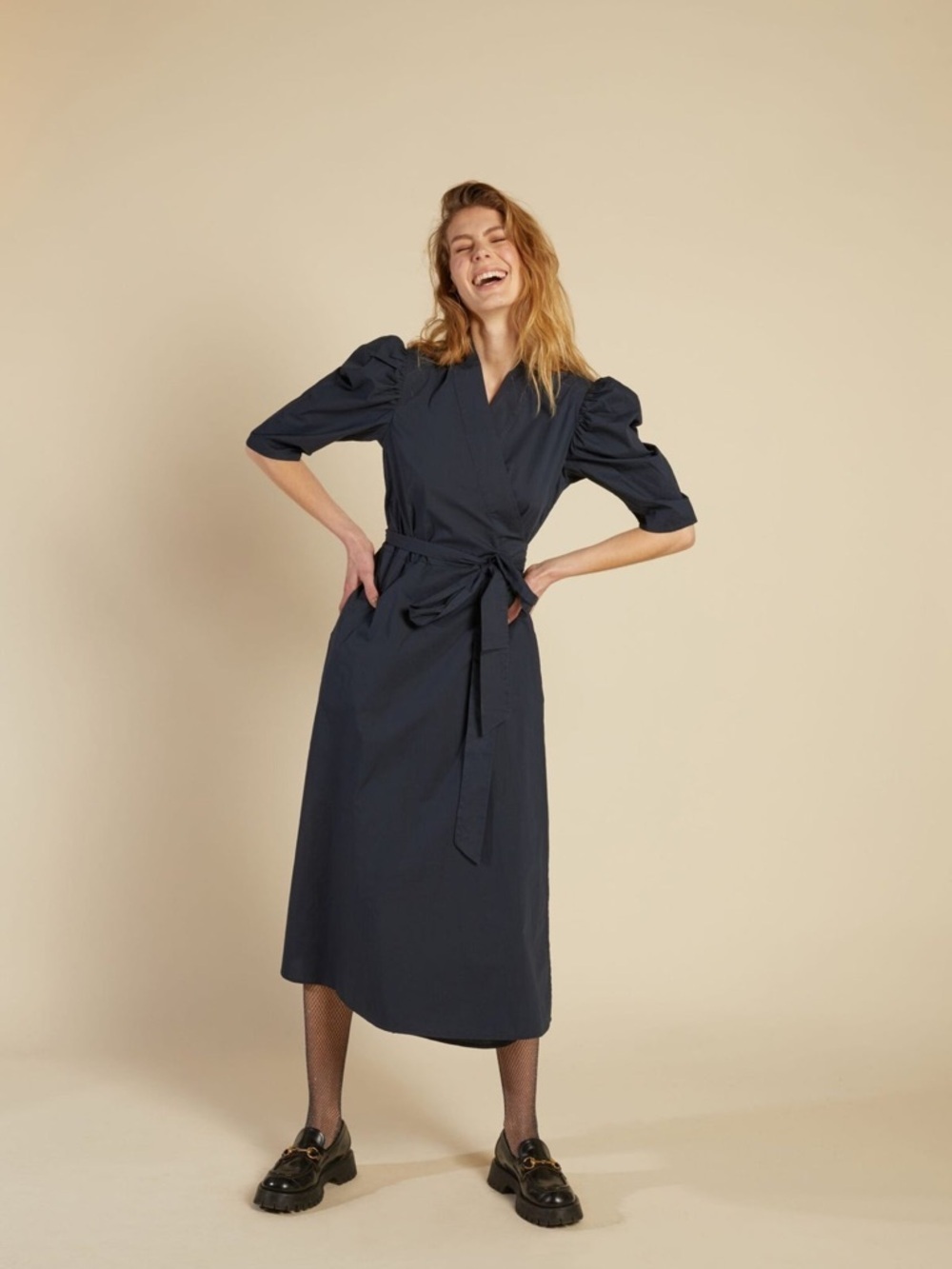 $235 Line Of Oslo SCARLETT 25 TENCEL DRESS Size M Navy NWOT
